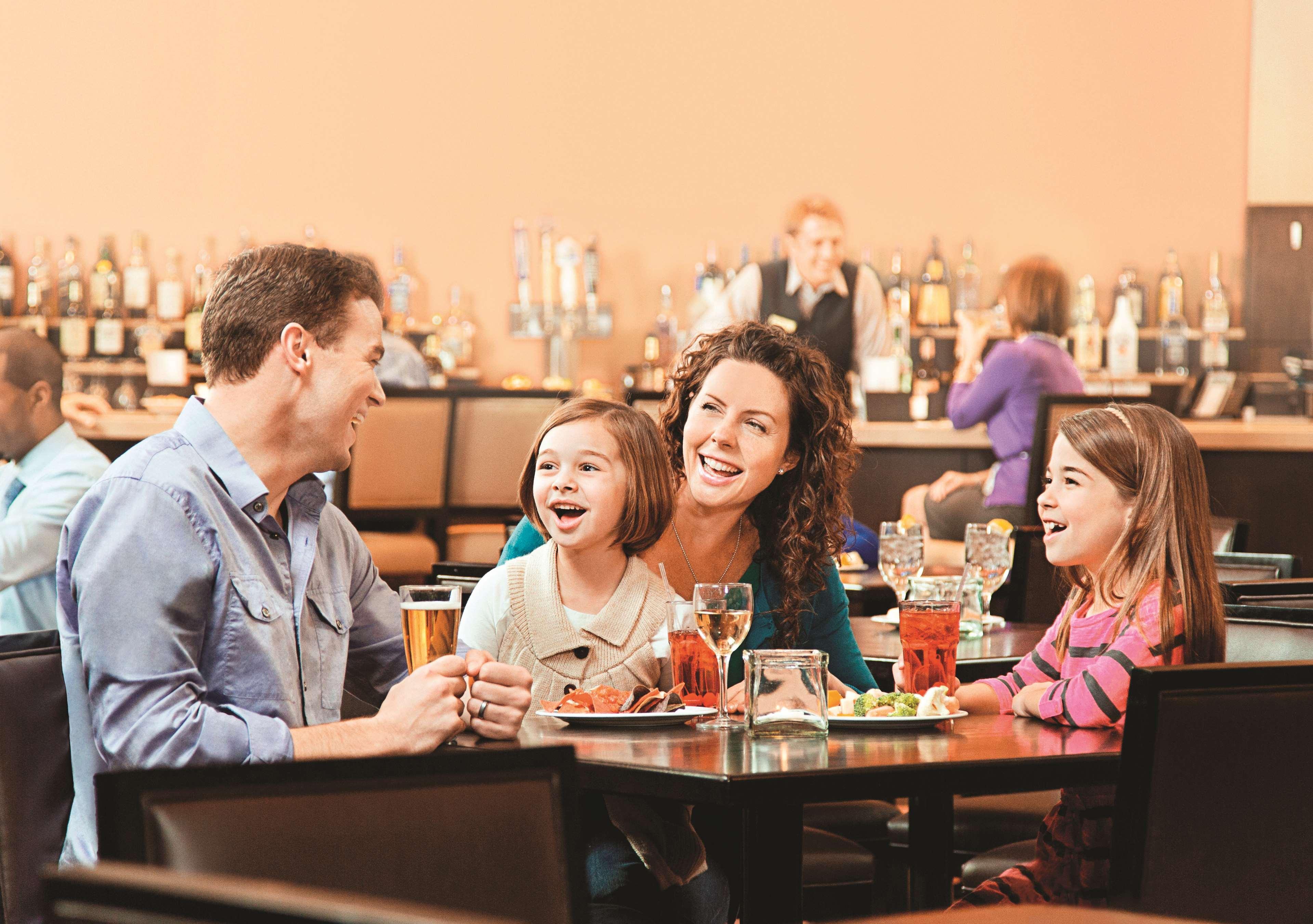 Embassy Suites By Hilton Miami International Airport Εξωτερικό φωτογραφία