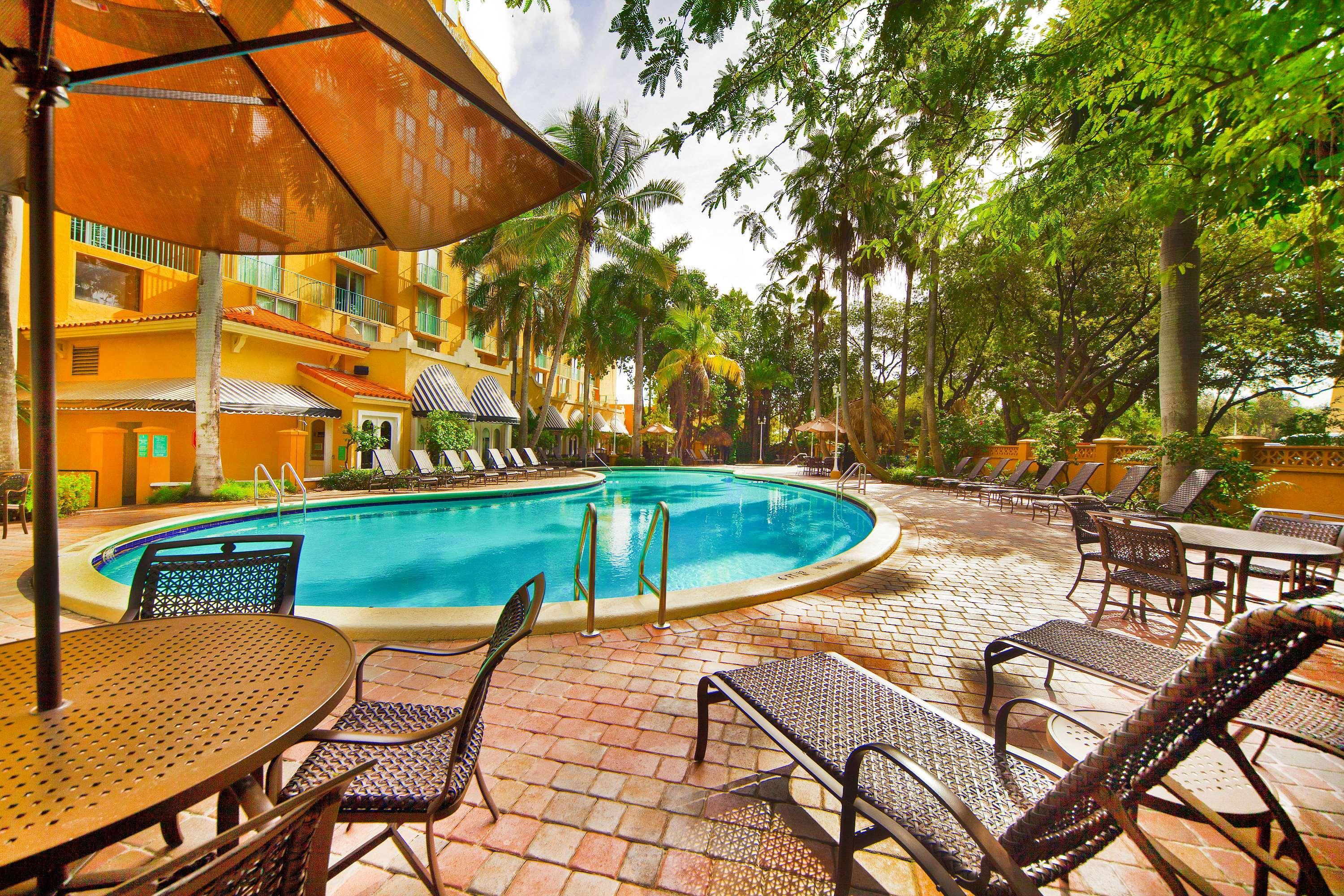 Embassy Suites By Hilton Miami International Airport Εξωτερικό φωτογραφία