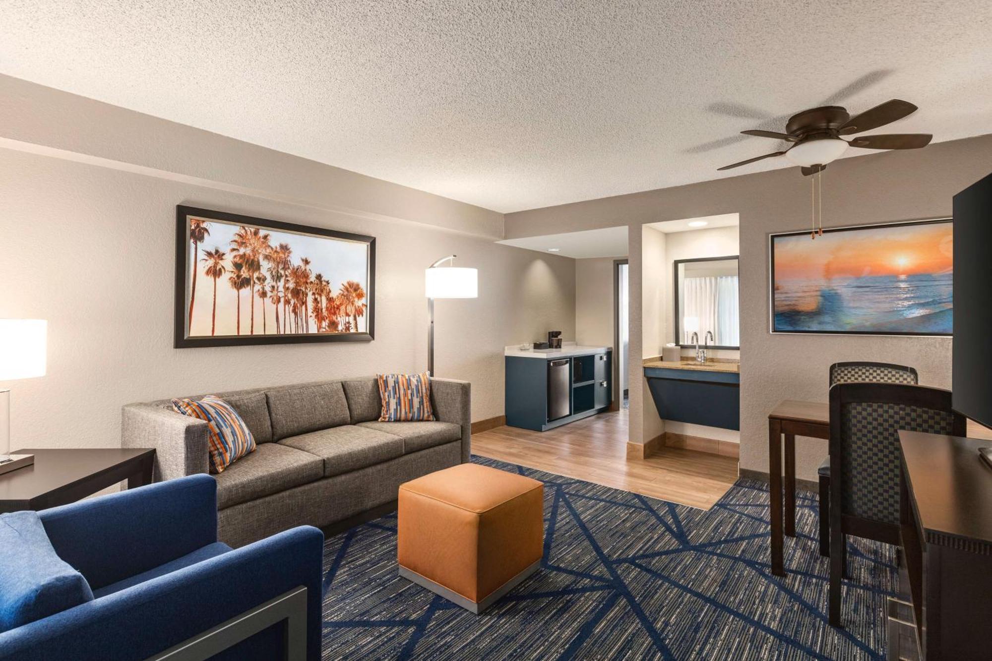 Embassy Suites By Hilton Miami International Airport Εξωτερικό φωτογραφία