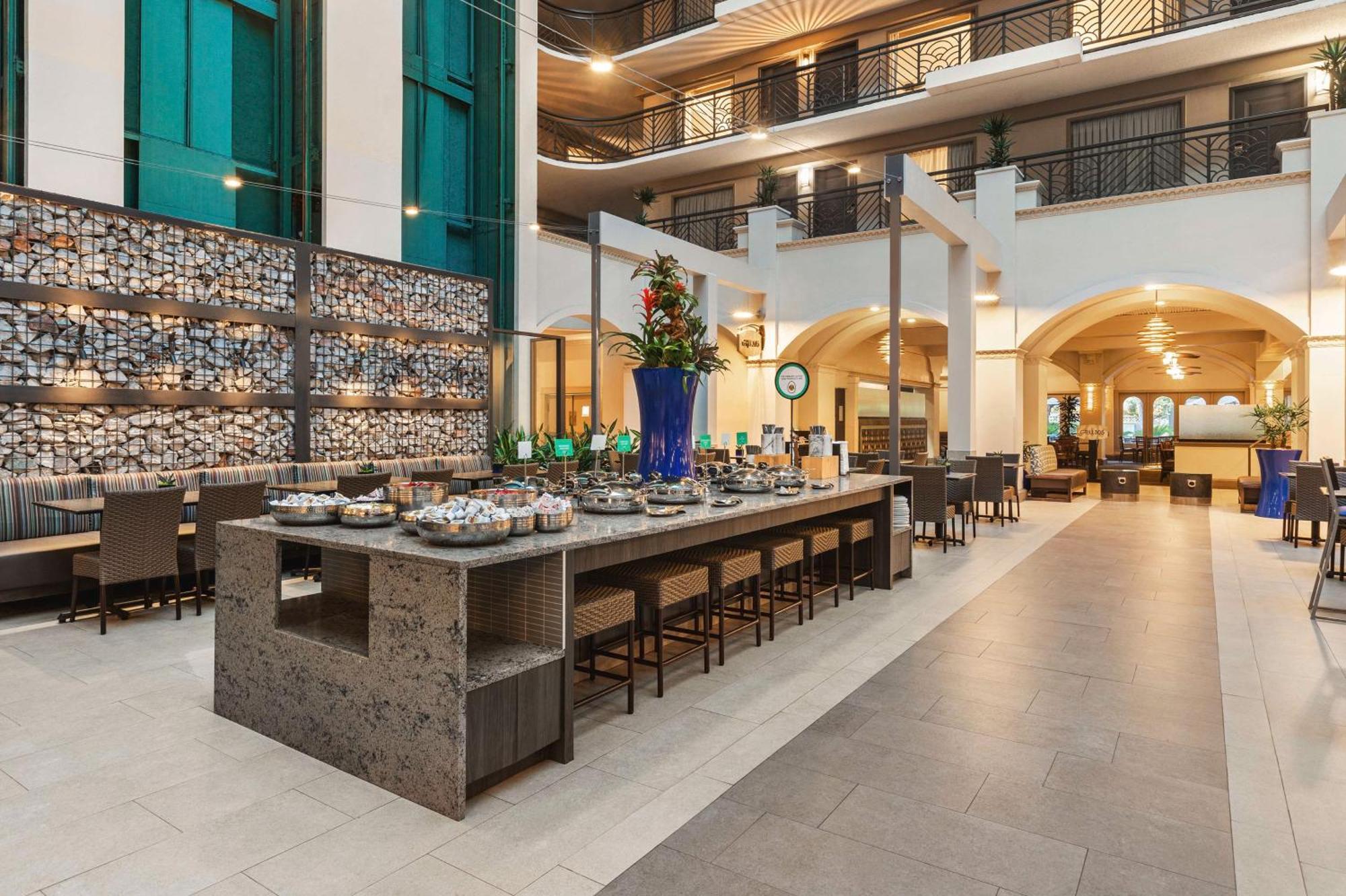 Embassy Suites By Hilton Miami International Airport Εξωτερικό φωτογραφία