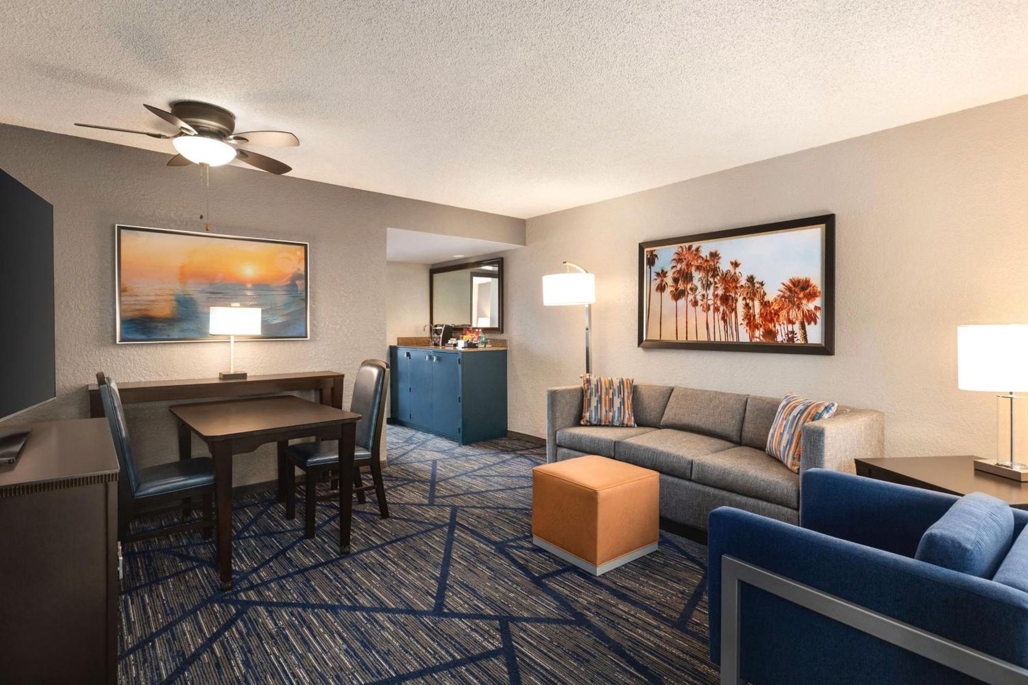 Embassy Suites By Hilton Miami International Airport Εξωτερικό φωτογραφία