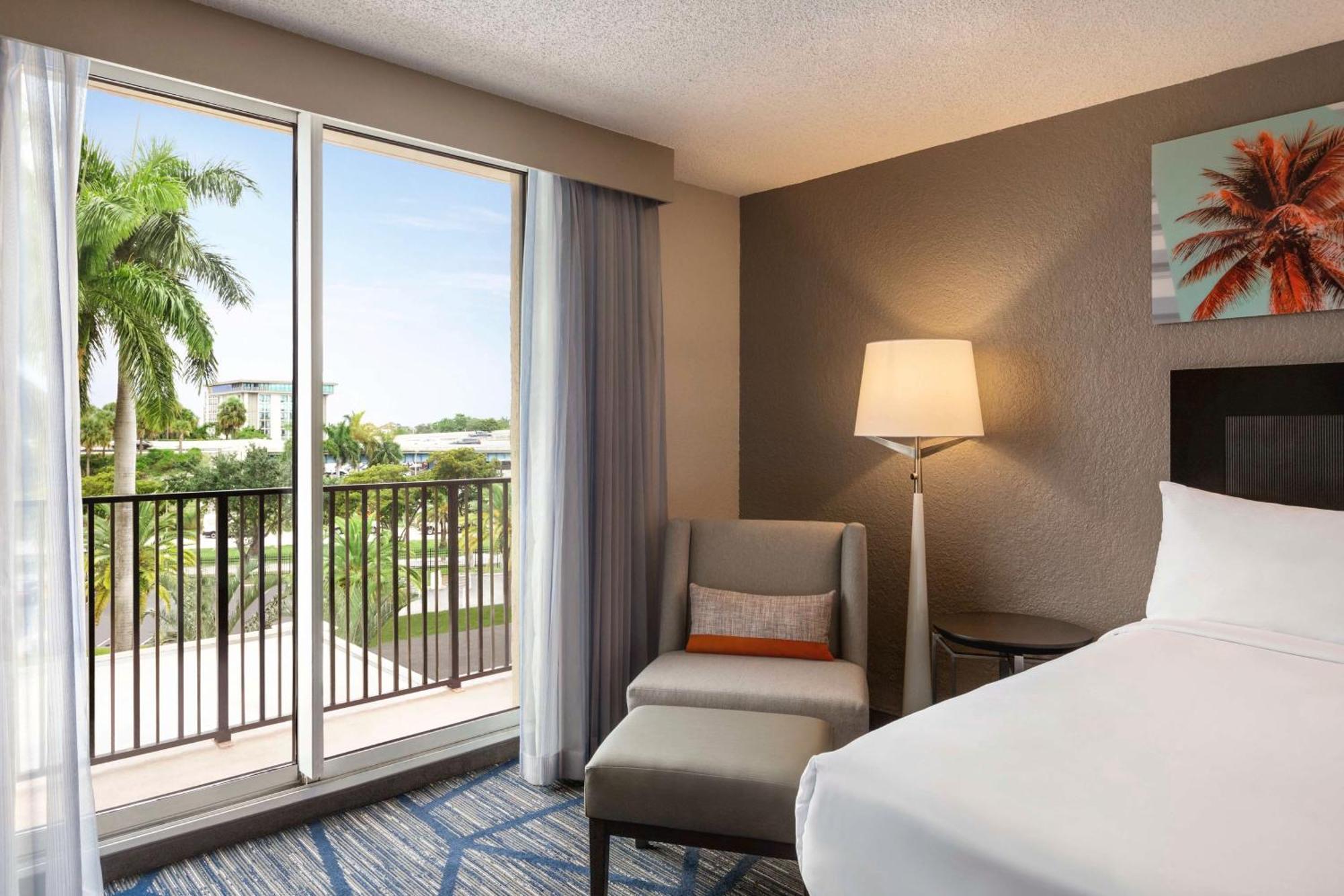 Embassy Suites By Hilton Miami International Airport Εξωτερικό φωτογραφία