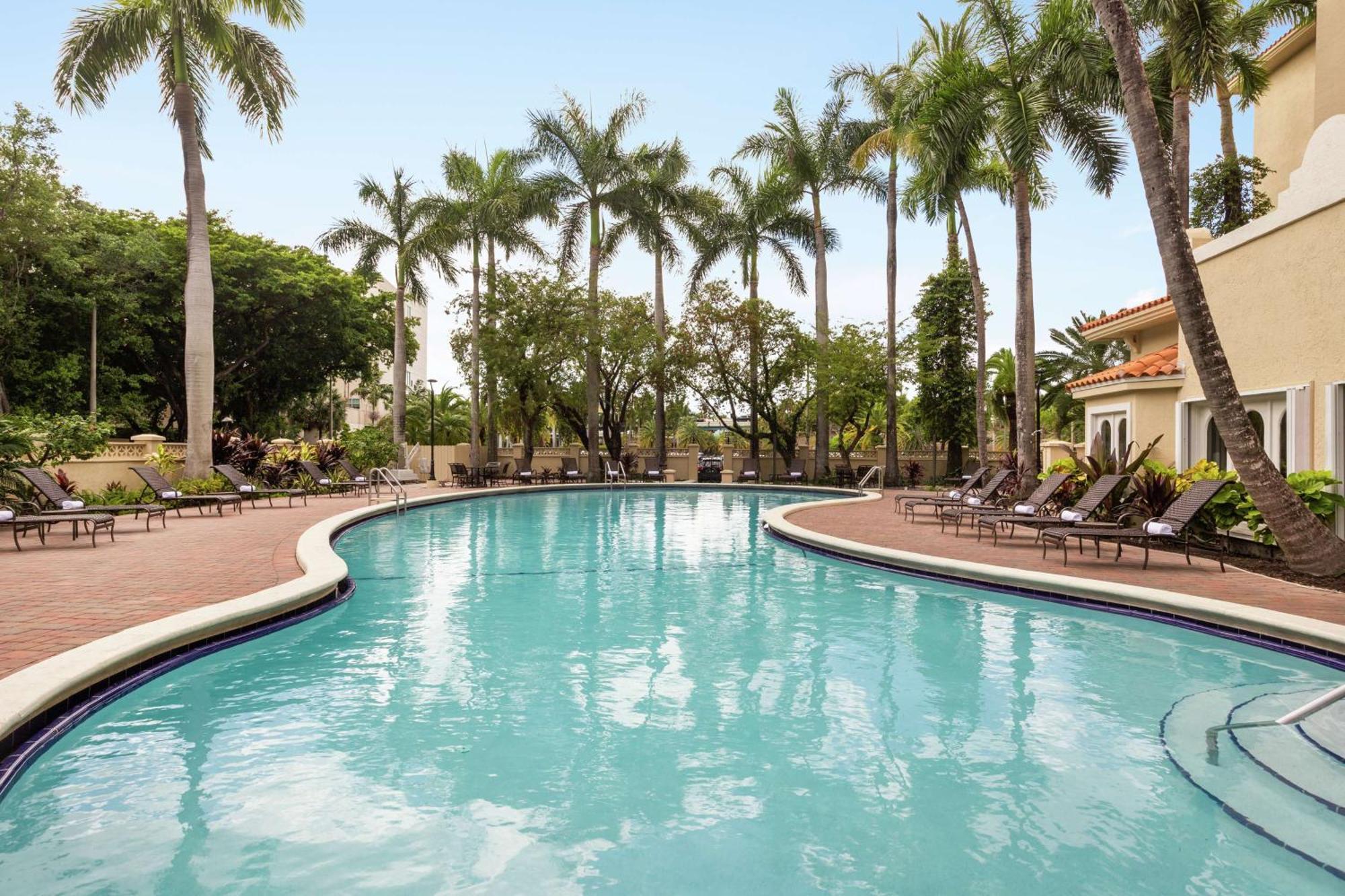 Embassy Suites By Hilton Miami International Airport Εξωτερικό φωτογραφία
