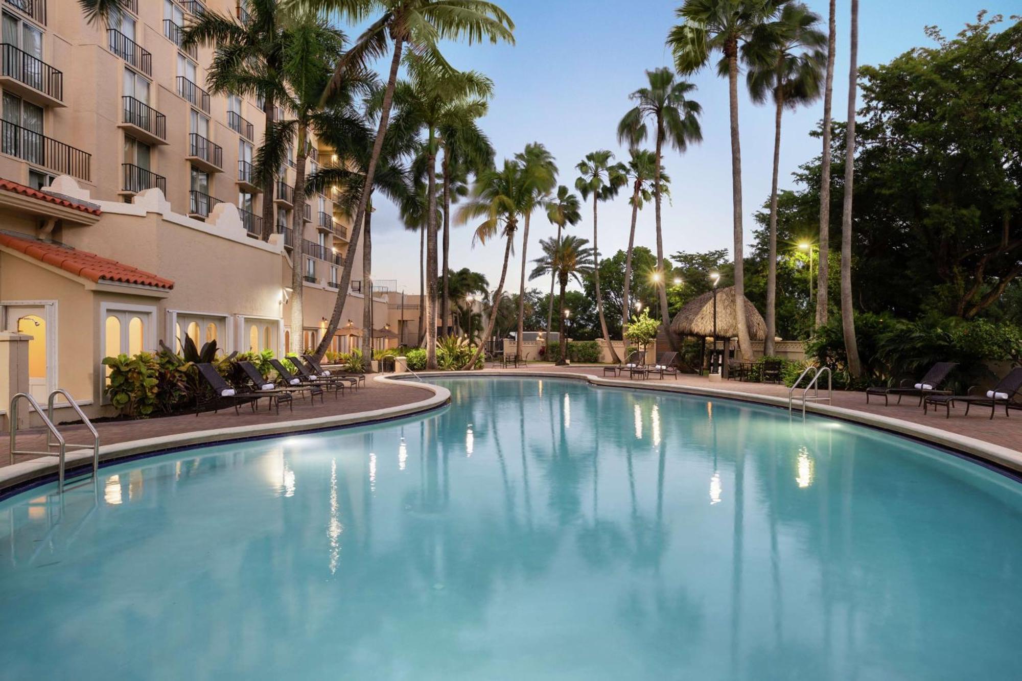 Embassy Suites By Hilton Miami International Airport Εξωτερικό φωτογραφία